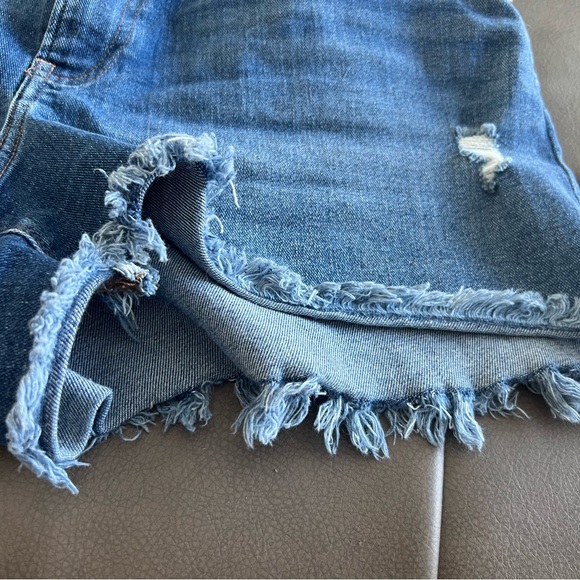Express mom super high rise shorts -sz 14 - Picture 3 of 7